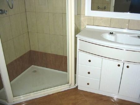 Two Story Three Bedroom Town House - Photo 4