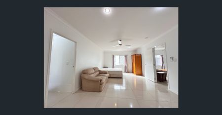 ual Living Home with Granny Flat – Space for the Whole Family! - Photo 5