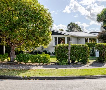 Cul-de-sac Living! - Photo 4