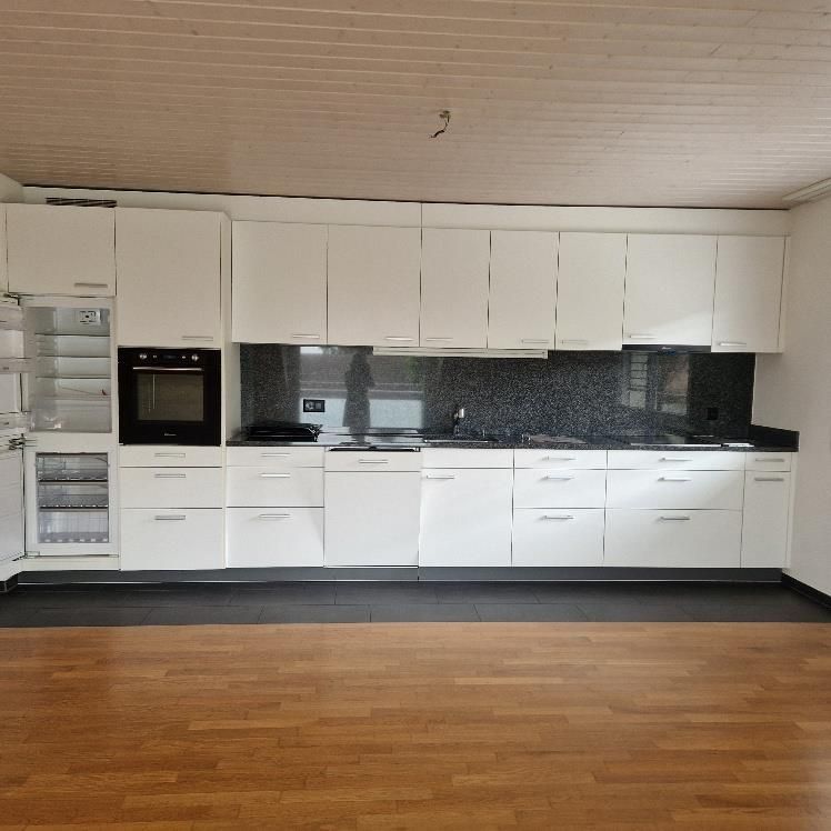 Sonnige 3.5 Zimmer- Dachgeschoss Wohnung - Photo 1