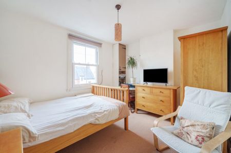 2 bedroom terraced house to rent - Photo 3