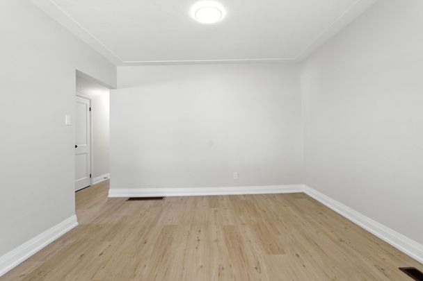 For Lease - 929 Upper Ottawa Street Unit# A, Hamilton, Ontario - Photo 1