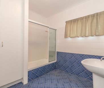 2/2 Crossland Court, Kirwan - Photo 5