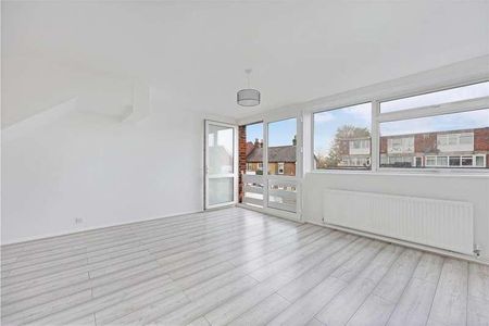 High Street, Epping, CM16 - Photo 4