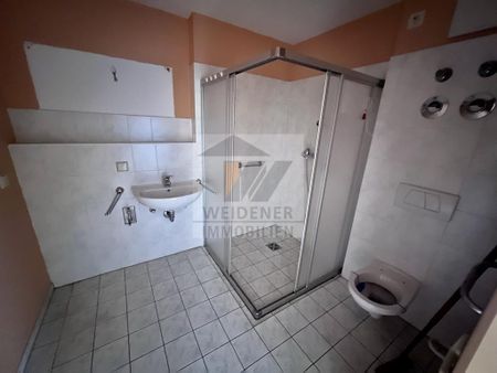 Neuer Bodenbelag und frisch gestrichen! 2-Raum Wohnung mit Balkon, Garage und Dusche - Foto 2