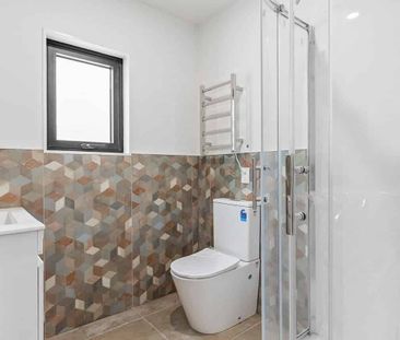 Beautiful Brand New Home In Pukekohe - Photo 5