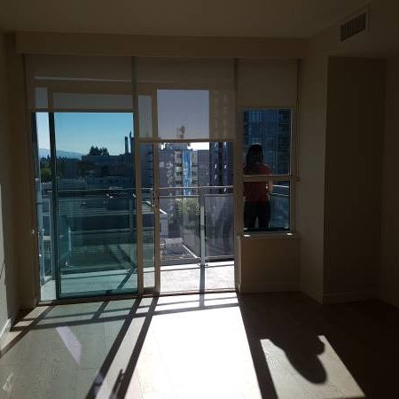 $3600/2br+2bath @ Luxury CentreView with World Class Facilities - Photo 3