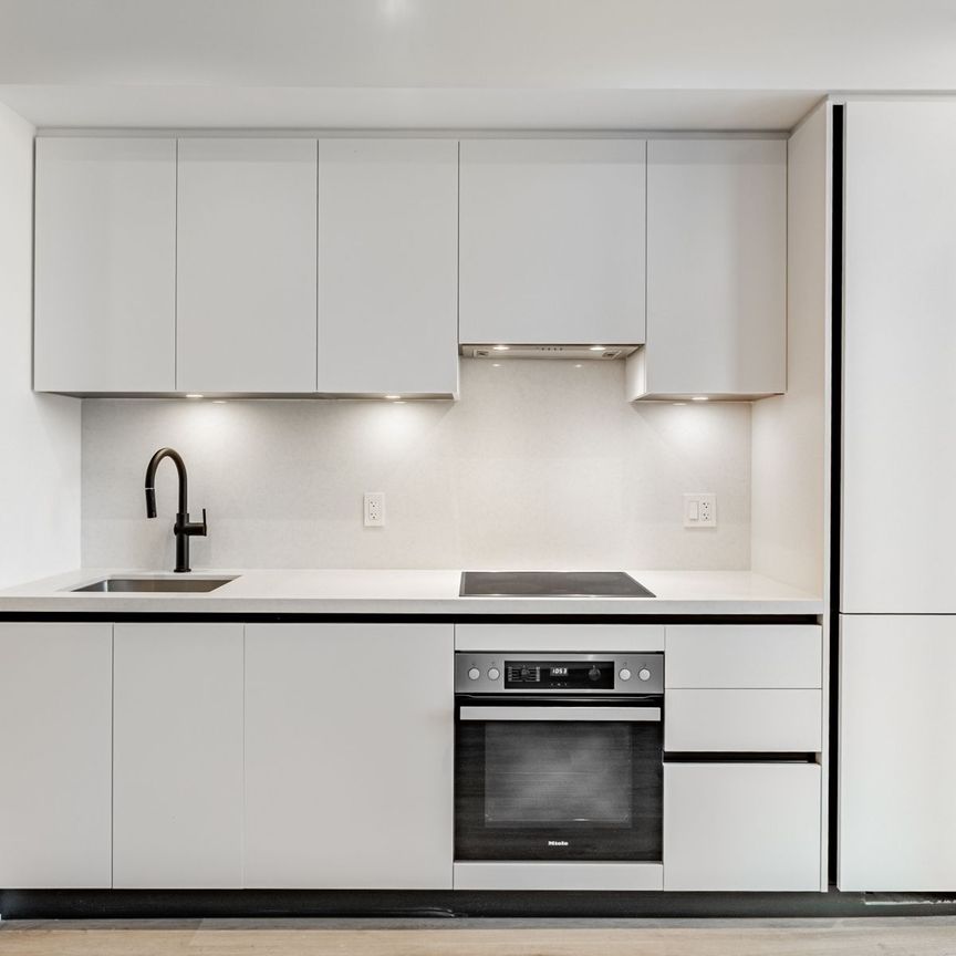 For Lease - 4023 The Exchange N/A Unit# 604, Mississauga, Ontario - Photo 1