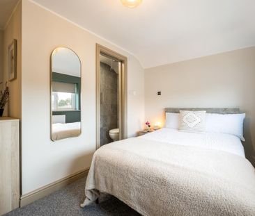 1 bedroom in a house share to rent - Photo 6