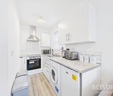 1 bedroom flat to rent - Photo 6