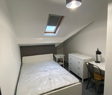 Brudenell Road, Hyde Park - Photo 5