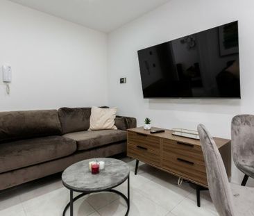 5 bedroom house to rent - Photo 3