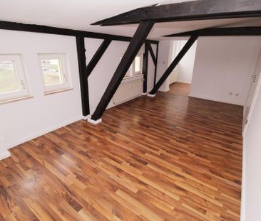 Zentrumsnahe 2-Zimmerwohnung im Dachgeschoss inkl. EBK+ Tageslichtb... - Foto 1