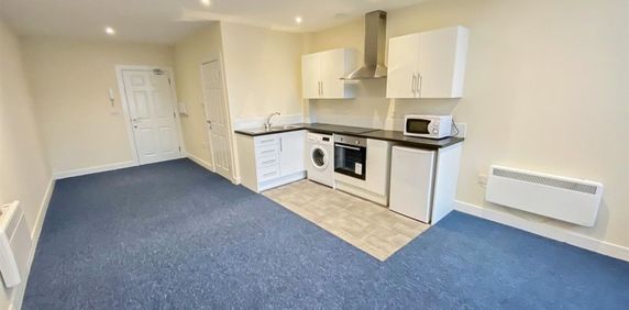 Holmsdale Road, Coventry, CV6 5JP - Photo 2