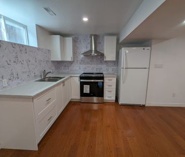 For Lease - 34 Danielle Crescent, Barrie, Ontario - Photo 3