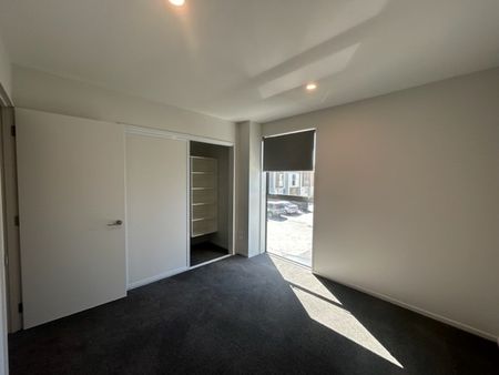 7 Lindores Street, Addington - Photo 3