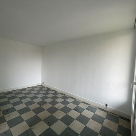 APPARTEMENT A LOUER BEAUVAIS 4 PIECES 84.97 M² - Photo 4