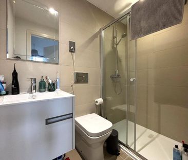 2 bedroom flat to rent - Photo 5