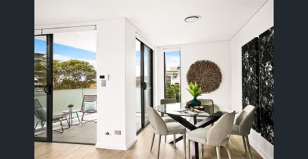 Boutique 2 Bedroom Apartment - Photo 2