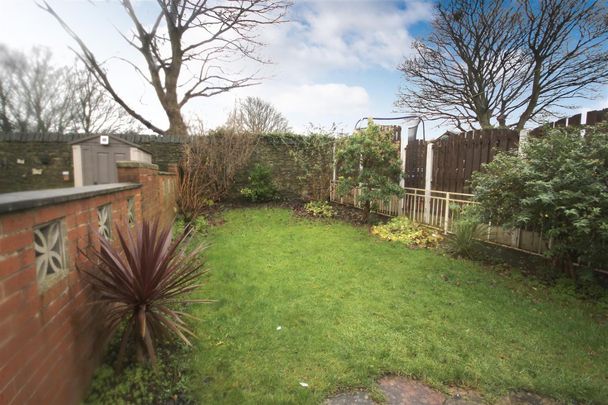 3 Bedroom House - Townhouse To Let - Photo 1