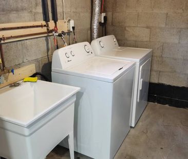 For Lease - 611 Athol Street, Oshawa, Ontario - Photo 3