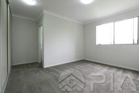 Spacious 3-Bedroom Apartment for Rent – Prime Location in Westmead - Photo 5