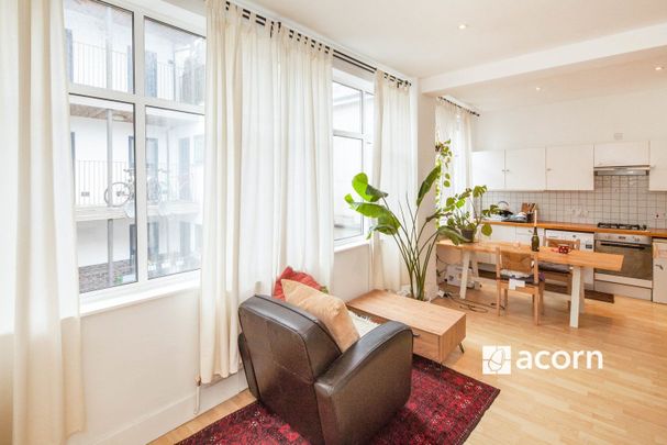 Rollins Street, London, SE15 - Photo 1