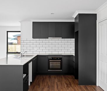 3-Bedroom Gem in Mowbray - Photo 3