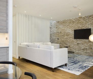 3 bedroom flat to rent - Photo 2