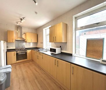 2 bedroom house share to rent - Photo 2