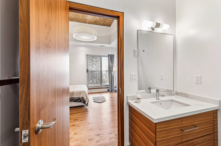 Master Room & Ensuite Bath - Eglinton - Photo 5