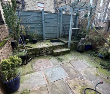 2 bedroom terraced house to rent - Photo 4