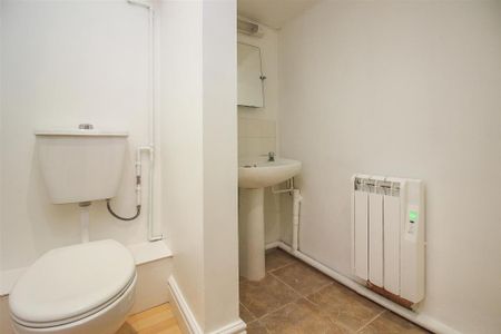 Studio to rent - Photo 4