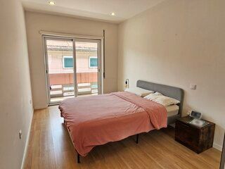 Apartment Renovated 2 bedrooms for rent Arroios Lisboa - equipped, marquee, double glazing - Photo 5
