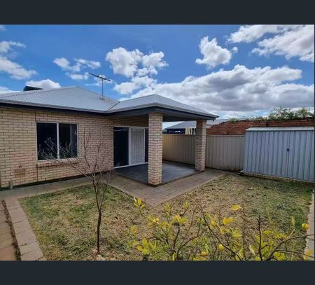 33C Moules Road, Rostrevor, SA 5073 - Photo 2