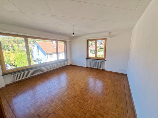 Geräumiges 5.5-Zimmer Einfamilienhaus mit Aussicht in Seewen - Foto 1