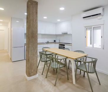 Carrer de l'Escultor Josep Capuz, Valencia, Valencian Community 46004 - Photo 5