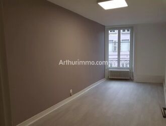 Location Appartement 3 pièces 93 m2 à Lons-le-Saunier - Photo 1