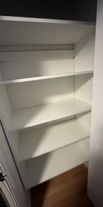 YORK HOUSE - Photo 3