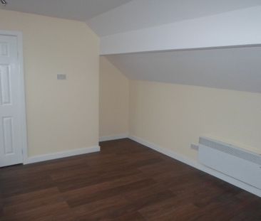 2 Roseneath Street, Leeds, LS12 - Photo 3