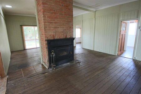 Rental available now - Photo 2