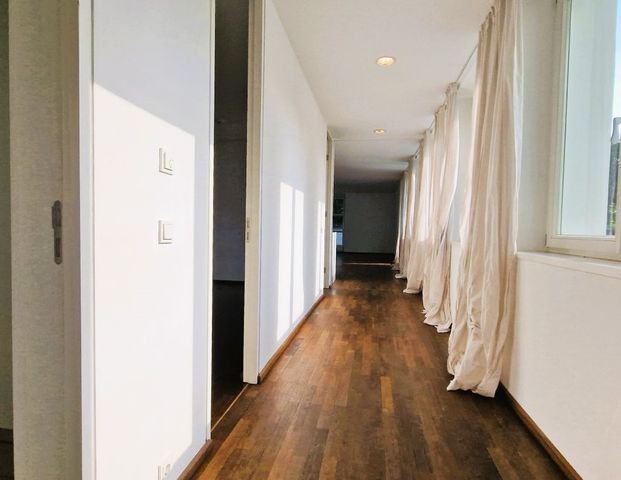 Wohnkunst und Klassiker hochwertige Bauhausloft in einmaliger Anlage! - Photo 1