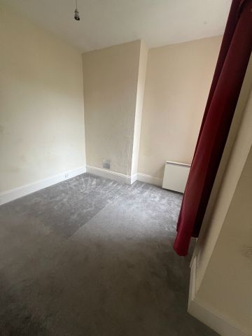 1 Bed Flat, Preston Road, BN1 - Photo 5