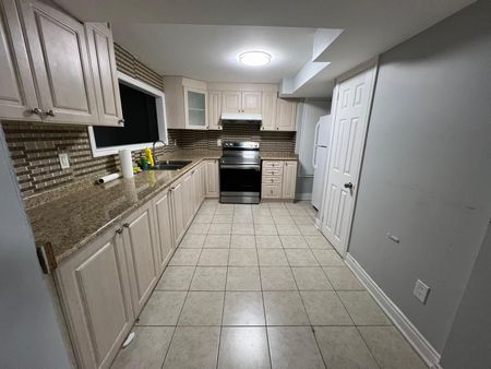 For Lease - 18 Locomotive Crescent Unit# Basement, Brampton, Ontario - Photo 3