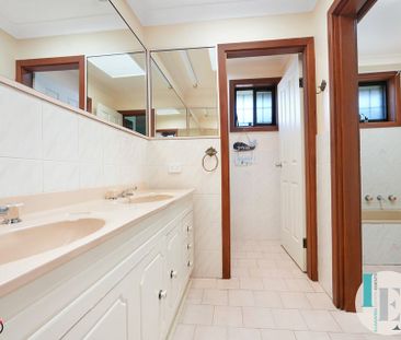 Lovely Home in Lovely Location - Photo 4