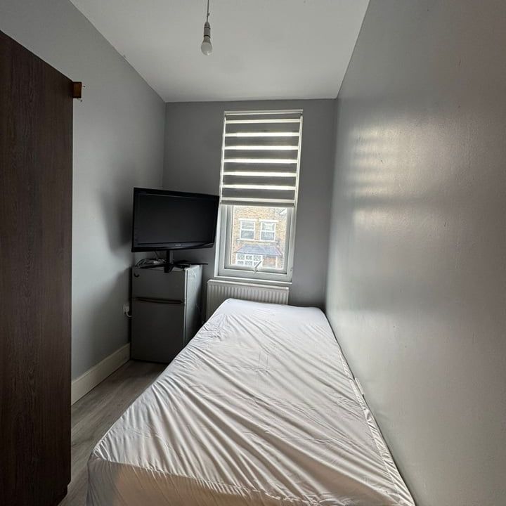 Room in a Shared House, Elizabeth Road, N15 - Photo 1