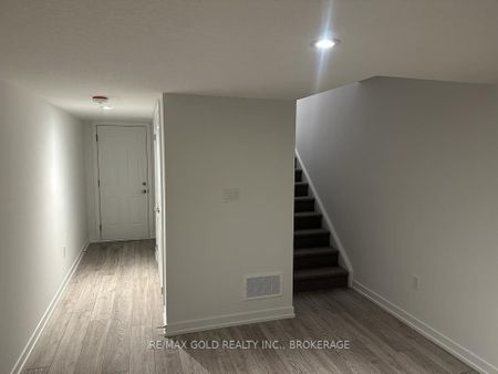 For Lease - 195 West Oak Trail, Kitchener, Ontario - Photo 3