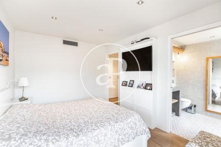 Apartment for Rent in Sarrià - Photo 2