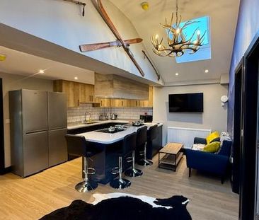 BRAND NEW - DOUBLE ENSUITE - Photo 1