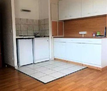 Location Appartement 1 pièce 31m² - Photo 2